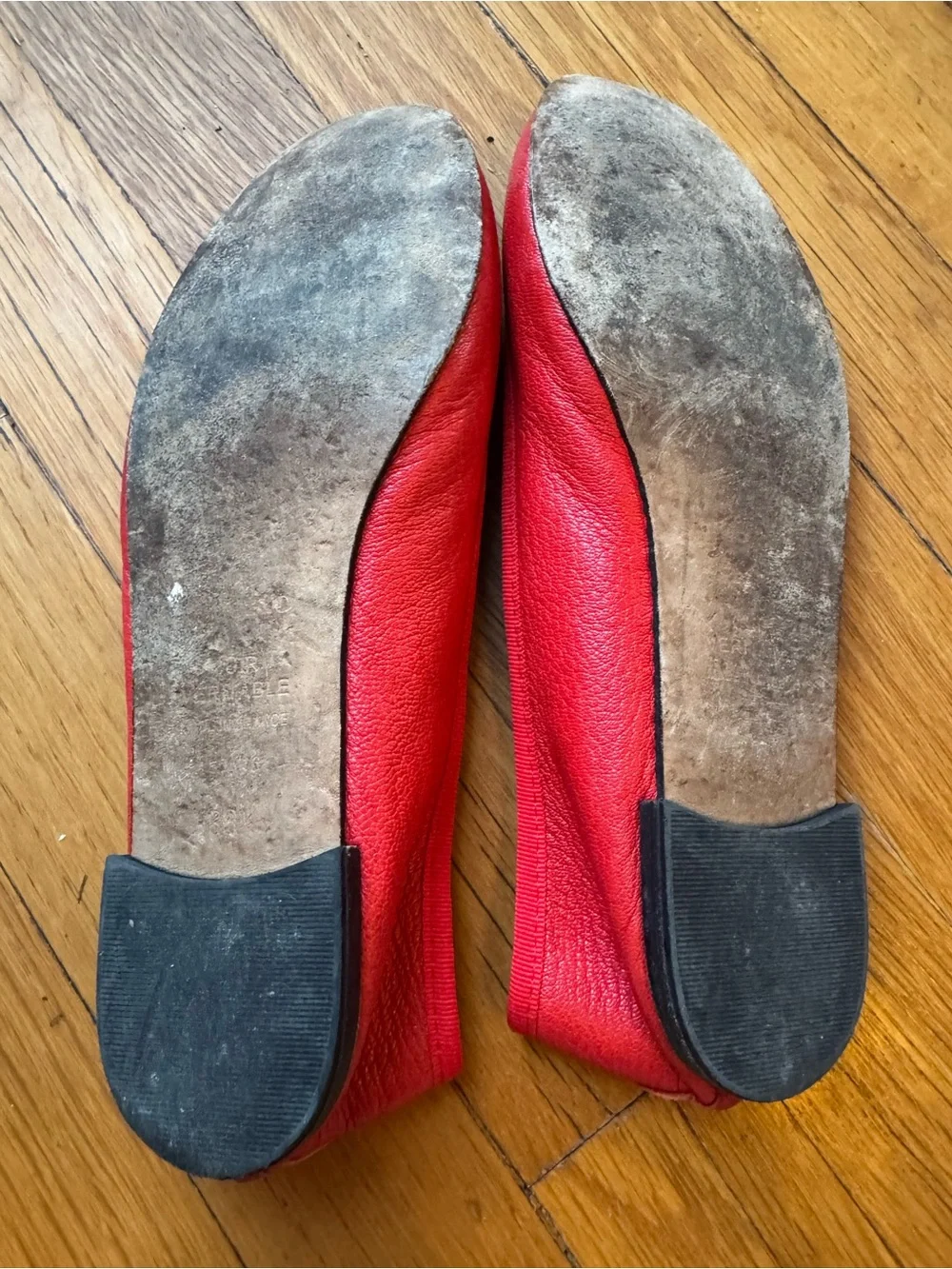 Repetto sleek red
